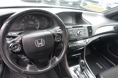 2016 Honda Accord Sport   - Photo 23 - Newark, NJ 07104