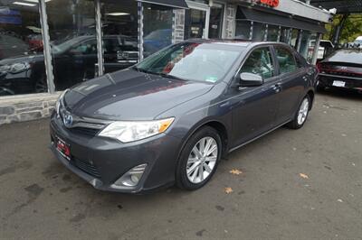 2012 Toyota Camry Hybrid XLE   - Photo 1 - Newark, NJ 07104