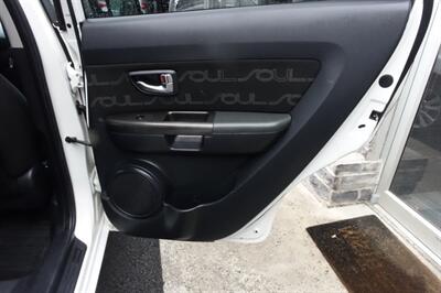 2012 Kia Soul   - Photo 18 - Newark, NJ 07104