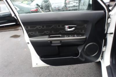 2012 Kia Soul   - Photo 11 - Newark, NJ 07104