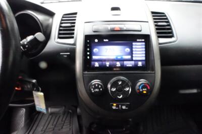 2012 Kia Soul   - Photo 19 - Newark, NJ 07104