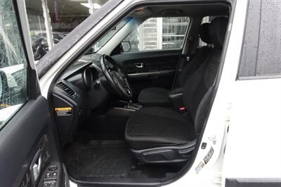 2012 Kia Soul   - Photo 10 - Newark, NJ 07104