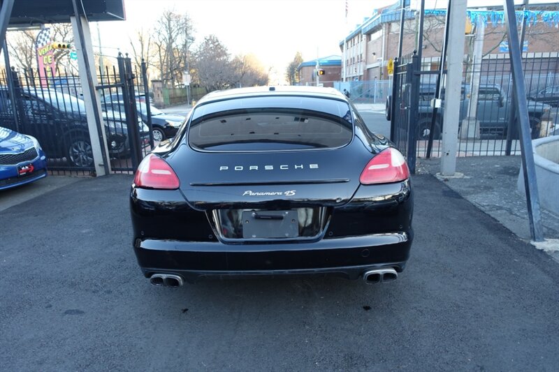 2013 Porsche Panamera S photo 7