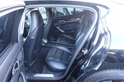 2013 Porsche Panamera 4S   - Photo 11 - Newark, NJ 07104