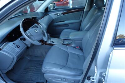 2008 Toyota Avalon Limited   - Photo 10 - Newark, NJ 07104