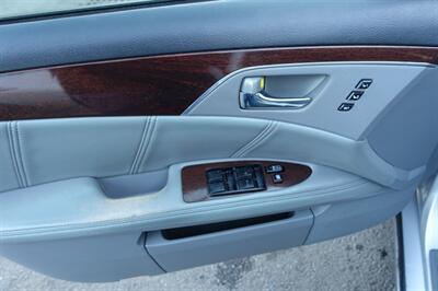 2008 Toyota Avalon Limited   - Photo 26 - Newark, NJ 07104