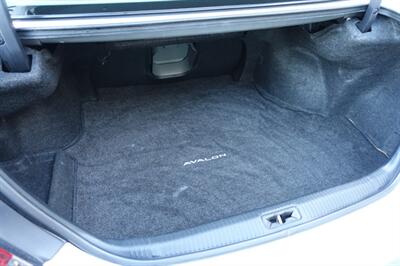2008 Toyota Avalon Limited   - Photo 28 - Newark, NJ 07104