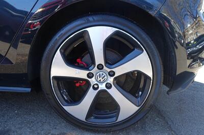 2015 Volkswagen Golf GTI S   - Photo 23 - Newark, NJ 07104