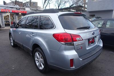 2013 Subaru Outback 2.5i Premium   - Photo 6 - Newark, NJ 07104