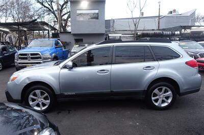 2013 Subaru Outback 2.5i Premium   - Photo 4 - Newark, NJ 07104