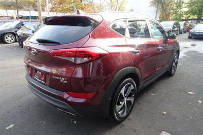 2016 Hyundai TUCSON Limited   - Photo 8 - Newark, NJ 07104