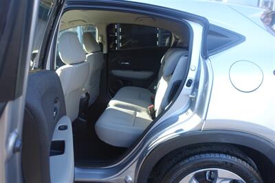 2020 Honda HR-V LX - Photo 11 - Newark, NJ 07104