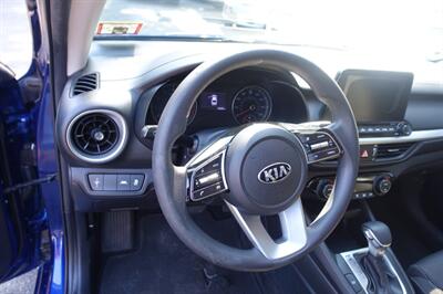 2019 Kia Forte FE   - Photo 15 - Newark, NJ 07104