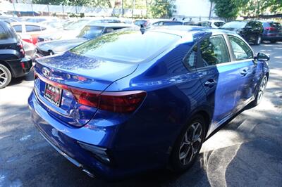2019 Kia Forte FE   - Photo 8 - Newark, NJ 07104