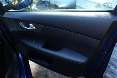 2019 Kia Forte FE   - Photo 19 - Newark, NJ 07104
