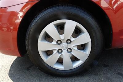 2010 Hyundai ACCENT GS   - Photo 18 - Newark, NJ 07104