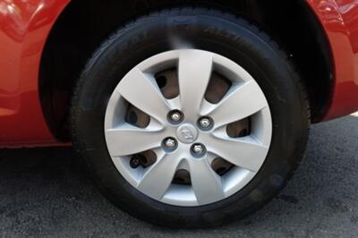 2010 Hyundai ACCENT GS   - Photo 20 - Newark, NJ 07104