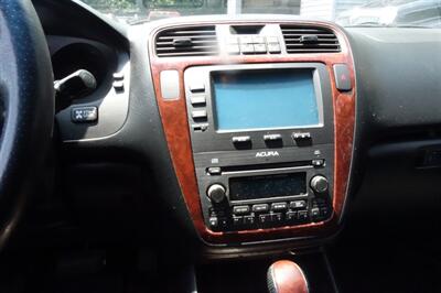 2005 Acura MDX Touring   - Photo 18 - Newark, NJ 07104