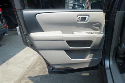 2011 Honda Pilot EX-L   - Photo 12 - Newark, NJ 07104