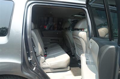 2011 Honda Pilot EX-L   - Photo 17 - Newark, NJ 07104
