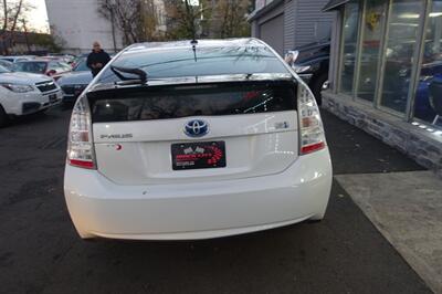 2010 Toyota Prius   - Photo 7 - Newark, NJ 07104