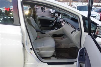2010 Toyota Prius   - Photo 14 - Newark, NJ 07104