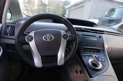 2010 Toyota Prius   - Photo 13 - Newark, NJ 07104