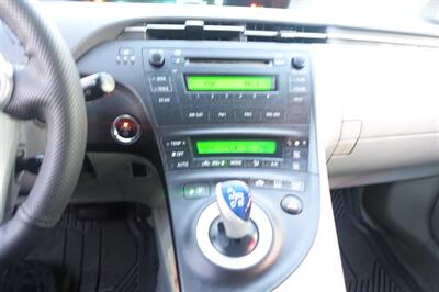 2010 Toyota Prius   - Photo 18 - Newark, NJ 07104