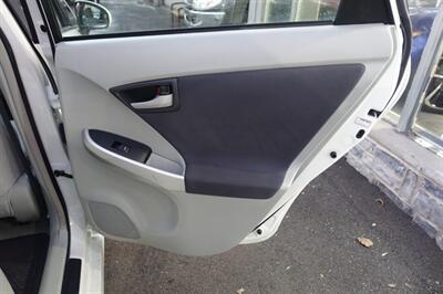 2010 Toyota Prius   - Photo 17 - Newark, NJ 07104