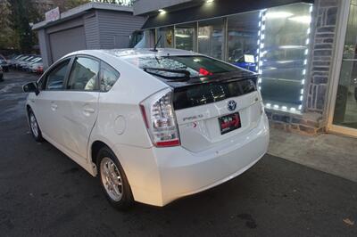 2010 Toyota Prius   - Photo 6 - Newark, NJ 07104