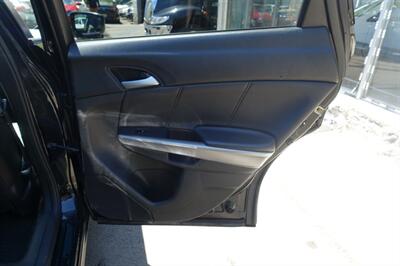 2015 Honda Crosstour EX-L V6 - Photo 17 - Newark, NJ 07104