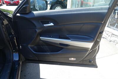 2015 Honda Crosstour EX-L V6 - Photo 15 - Newark, NJ 07104