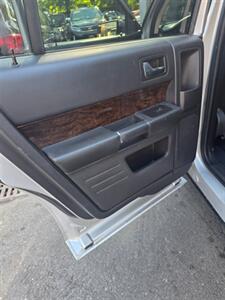 2018 Ford Flex Limited   - Photo 16 - Newark, NJ 07104