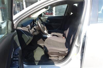 2013 Chevrolet Cruze LT Turbo - Photo 9 - Newark, NJ 07104