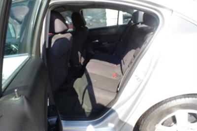 2013 Chevrolet Cruze LT Turbo - Photo 11 - Newark, NJ 07104