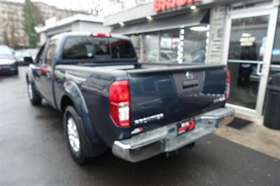 2017 Nissan Frontier SV   - Photo 6 - Newark, NJ 07104