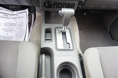 2017 Nissan Frontier SV   - Photo 19 - Newark, NJ 07104