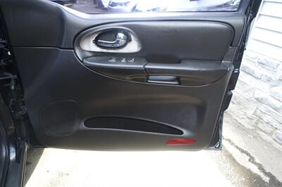 2008 Chevrolet Trailblazer SS   - Photo 15 - Newark, NJ 07104
