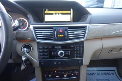 2011 Mercedes-Benz E 350 Sport 4MATIC   - Photo 18 - Newark, NJ 07104