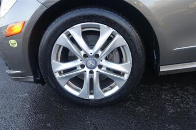 2011 Mercedes-Benz E 350 Sport 4MATIC   - Photo 21 - Newark, NJ 07104