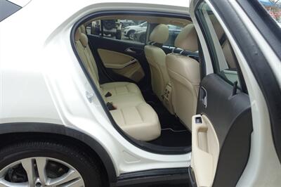 2015 Mercedes-Benz GLA GLA 250 4MATIC   - Photo 16 - Newark, NJ 07104