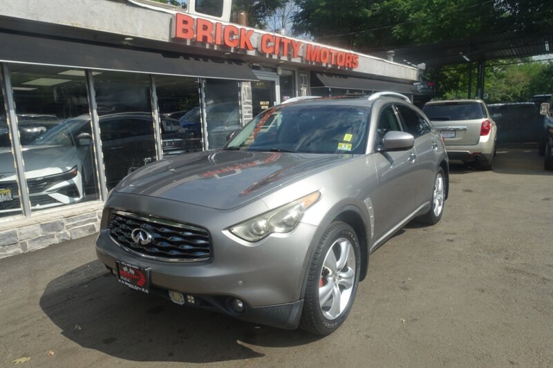 2010 INFINITI FX 35 AWD's photo