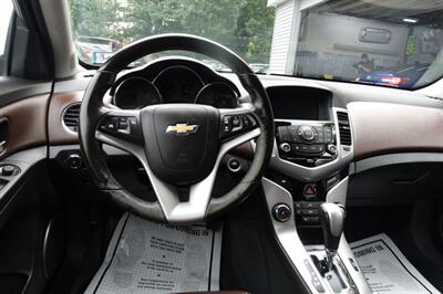 2015 Chevrolet Cruze LTZ Auto   - Photo 13 - Newark, NJ 07104