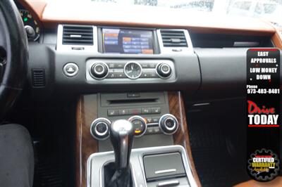 2011 Land Rover Range Rover Sport HSE   - Photo 18 - Newark, NJ 07104