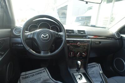 2009 Mazda Mazda3 s Sport - Photo 13 - Newark, NJ 07104