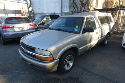 2001 Chevrolet S-10   - Photo 1 - Newark, NJ 07104