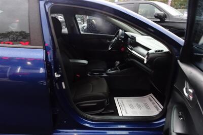 2019 Kia Forte LXS   - Photo 14 - Newark, NJ 07104