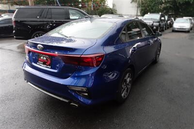 2019 Kia Forte LXS   - Photo 5 - Newark, NJ 07104