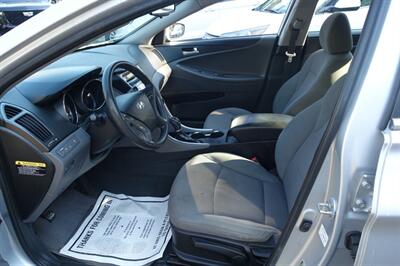 2013 Hyundai SONATA GLS   - Photo 9 - Newark, NJ 07104