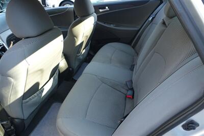 2013 Hyundai SONATA GLS   - Photo 11 - Newark, NJ 07104